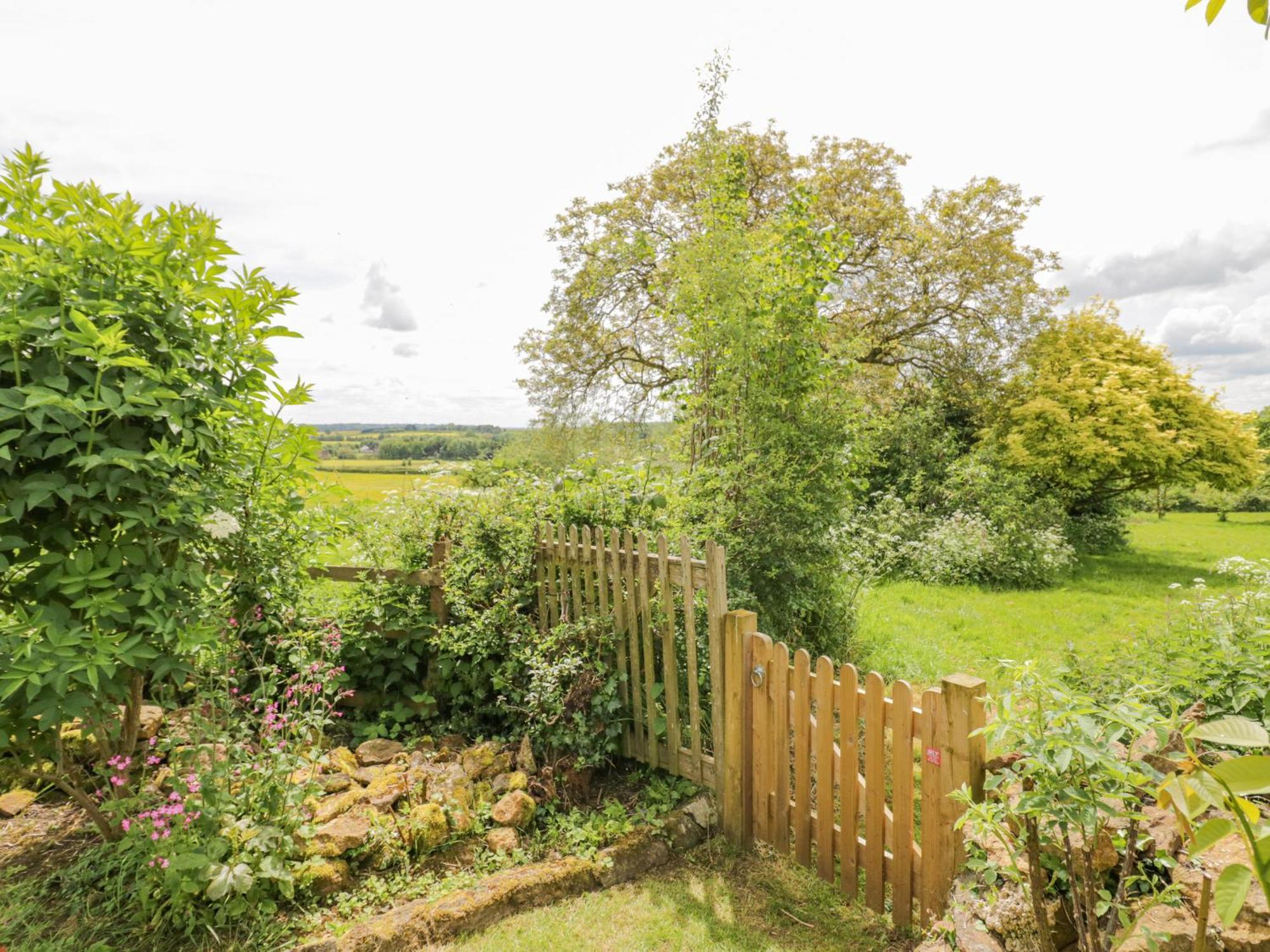 Priors Mead Villa Banbury Exteriör bild